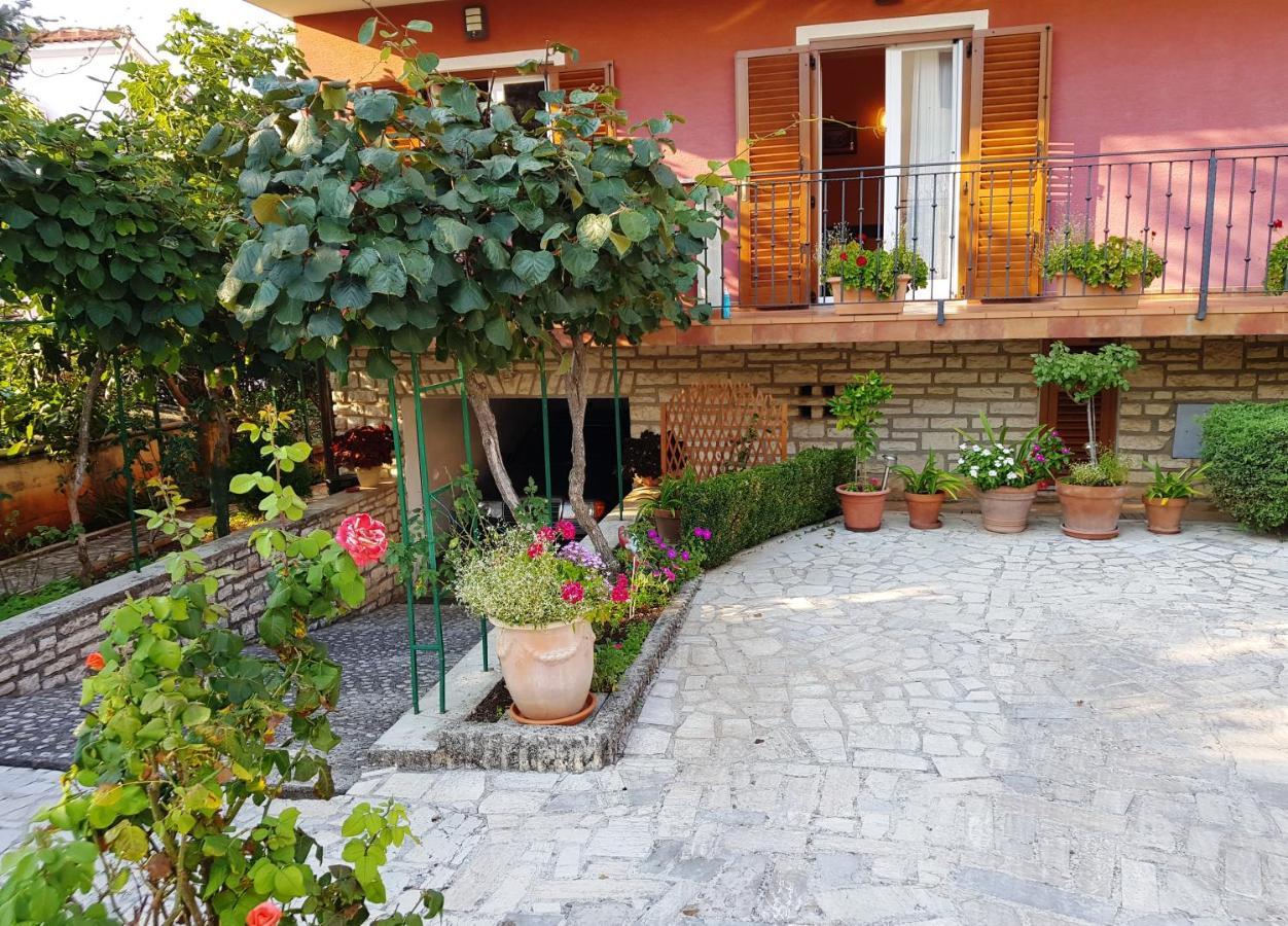 Casa Nada Lägenhet Rovinj Exteriör bild
